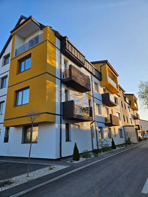 Cozy Sorada 1 Apartment Bragadiru Екстериор снимка